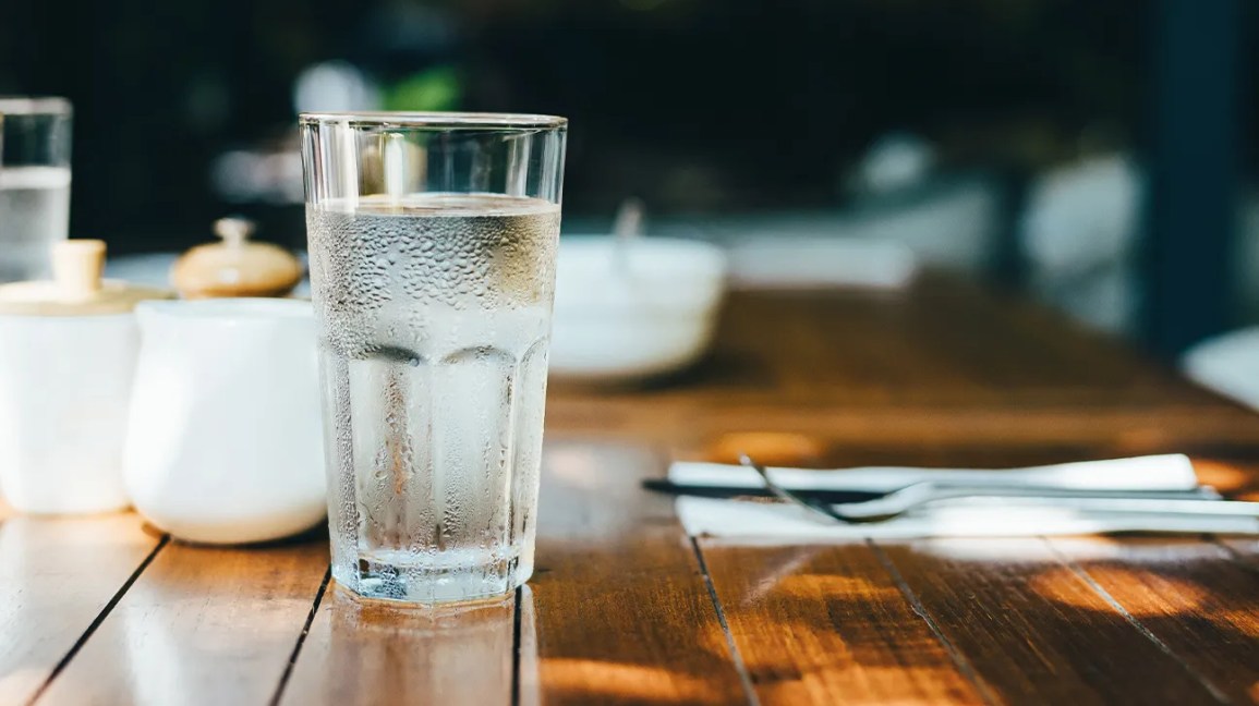 glass drinking water